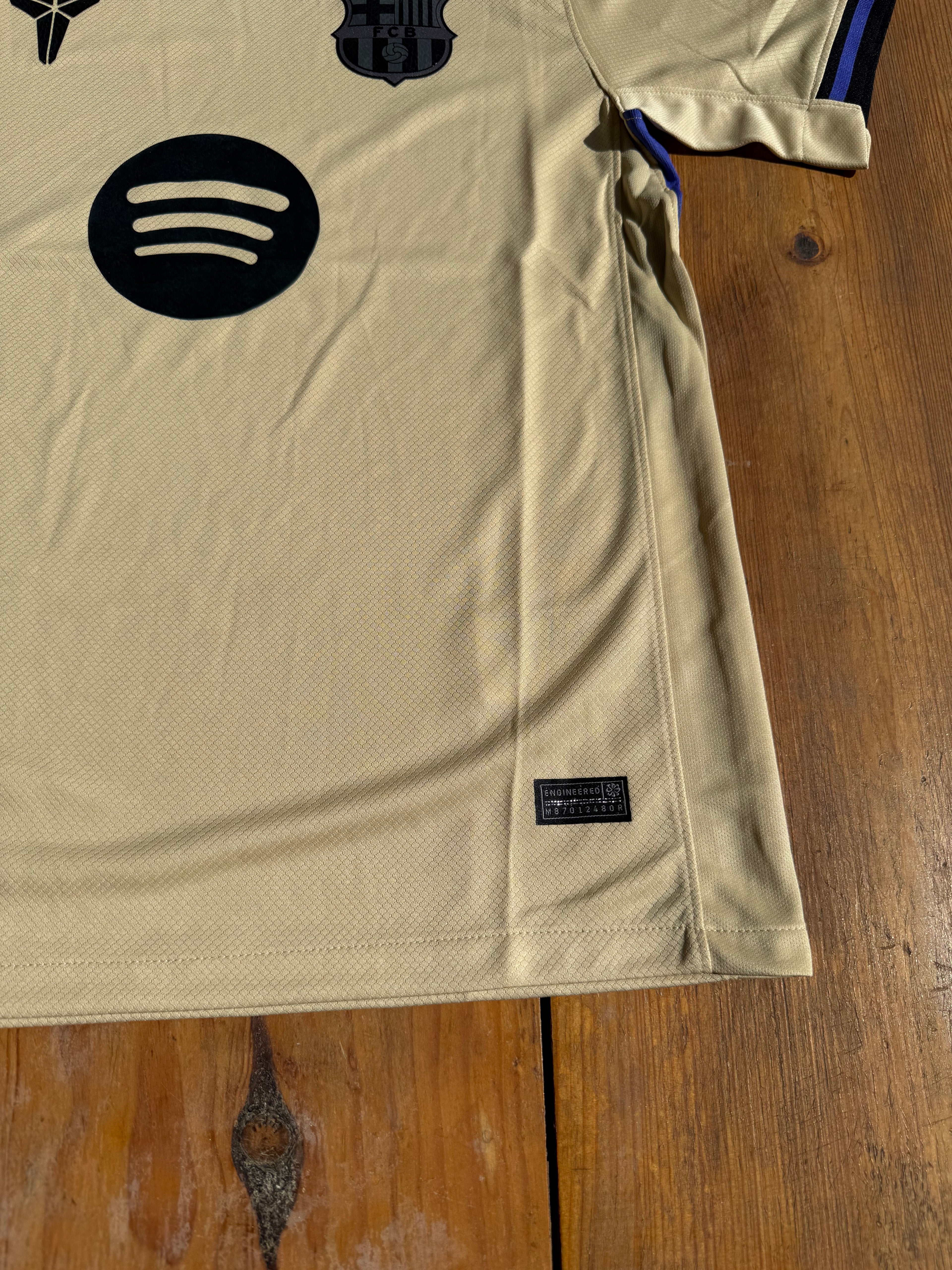 Jersey Barcelona 2025/2026 Visitante